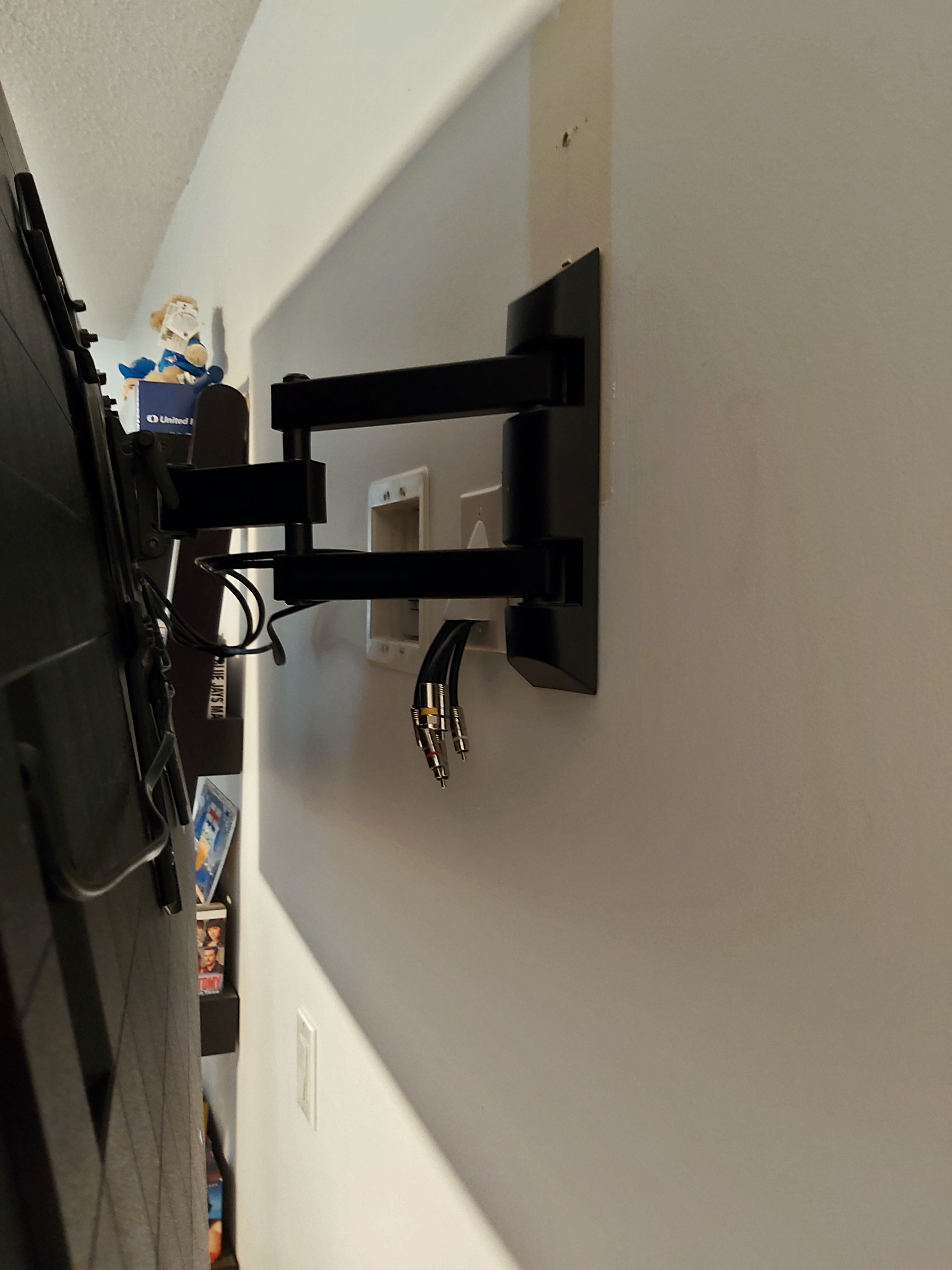 TV Mount and Easy Access Cables